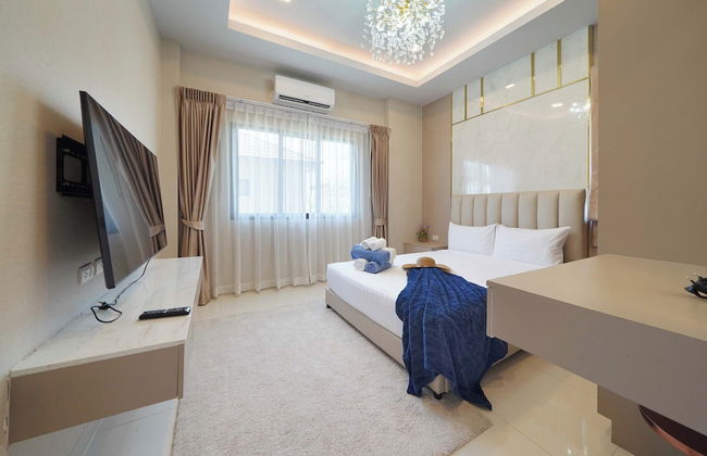 Southern Peak Pool Villa HuayYai Pattaya - Photo 25