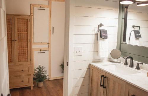 Redwood Grove in Sequoia and Kings Canyon National Park - Foto 12