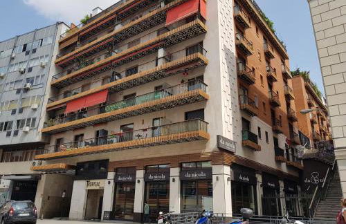 Plaza Mostenses en Plaza España - Foto 17