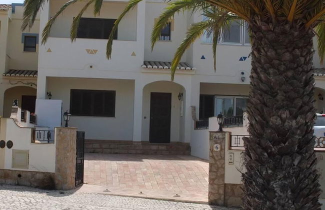 Beautiful Villa in Praia da Salema max 6 People - Foto 30