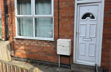 2 Bed House - Garden & Excellent Wifi - Foto 2