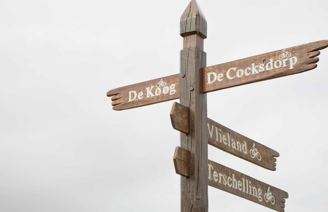 Nice Bungalow With Dishwasher in a Holiday Park 1.2 km. From the sea on Texel - Foto 60