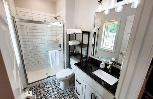 Magazine-Featured Mansion, Golf Green, Casino, etc - Foto 68