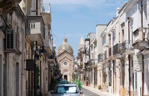 Historic Town Center, Parking Nearby - Foto 13