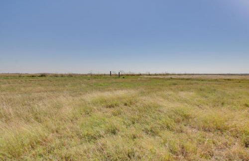 Secluded El Reno Retreat with Private Fishing Lake! - Foto 24