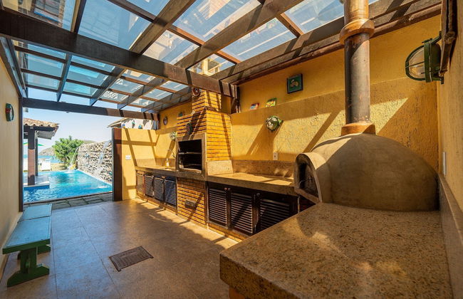 Casa com Cinco Quartos Pé na Areia - Foto 53