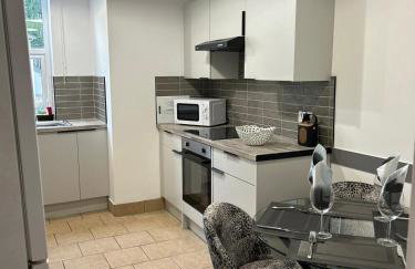 2B Redcliffe - NEW Spacious 2 Bed Family Apartment - Foto 12