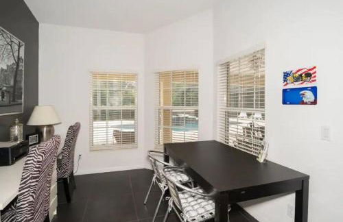 Luxury with a pool - Foto 9