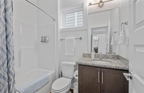 Charming Duplex Retreat in Old Town Manchester, VA - Foto 36