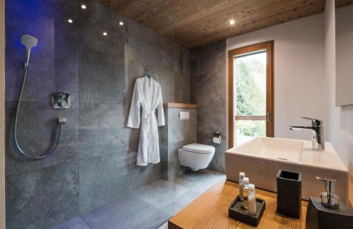 Les Dolomites Mountain Lodges - Photo 30