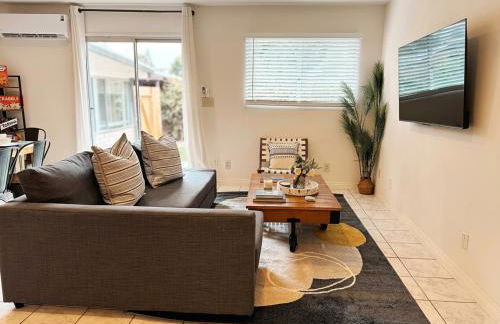 Pet friendly Spacious 3Bed with HUGE Back Yard - Foto 25