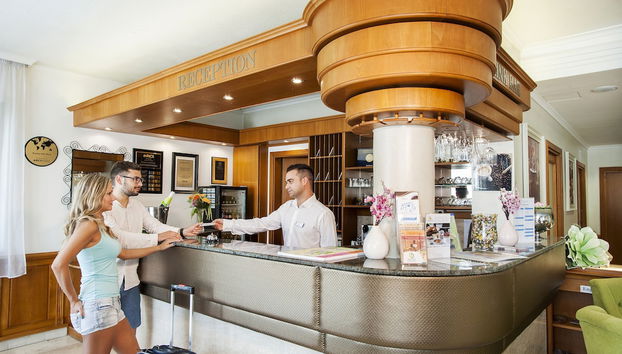 Borne des arrivées/des départs