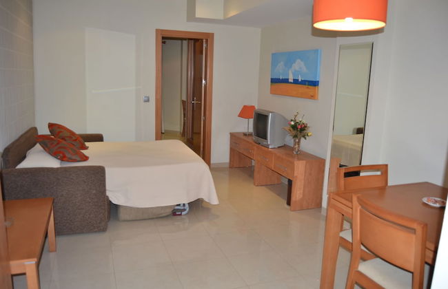 Aparthotel Bahía - Photo 31