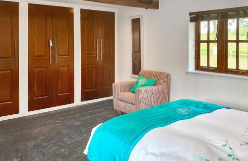 Rowdecroft Farm Cottage - Photo 10