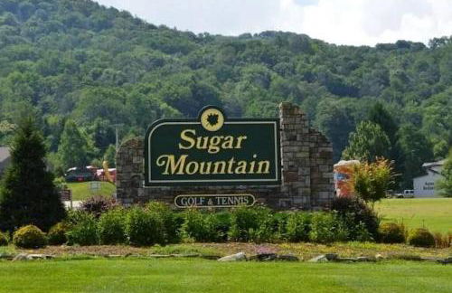 Cozy & Peaceful View - Walk2Resort - Fireplace - Foto 33