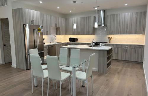 906 Brand new townhome sleeps 10 - Foto 22