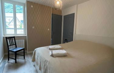 Bel appartement T3 au 1er étage avec cour intérieure au RDC - Villa Marie - Foto 12