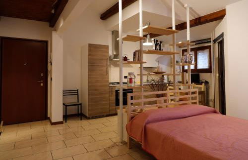 Emily House Vignola - Photo 26