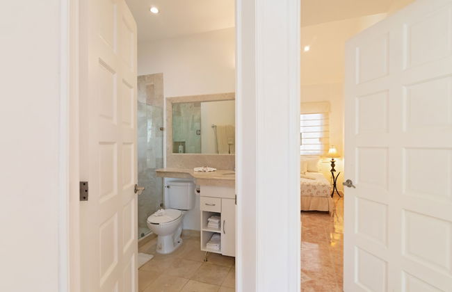 Condo Santuario by Playa Paradise - Photo 21