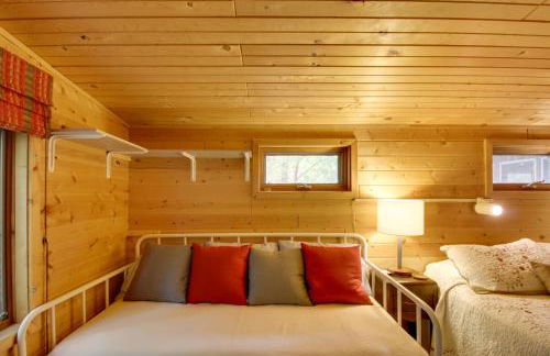 Quiet Deer River Cabin with Dock and Lake View! - Foto 16