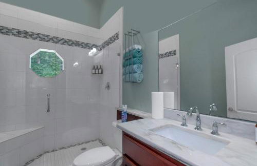 The Panola Mansion - Indoor Pool & Pavilion - Foto 47