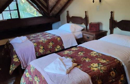 Casa chalet, Centro, vaga 2 carros, alto padrão - Foto 28