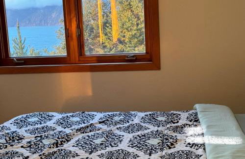 Amazing Oceanview 2 bedroom Oceanfront! by OceanviewHotTubs Shelter Cove, CA Tesla EV Station - Foto 4