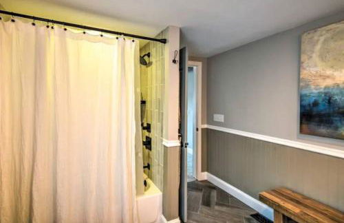 Unmatched Lakefront Home! - Foto 24