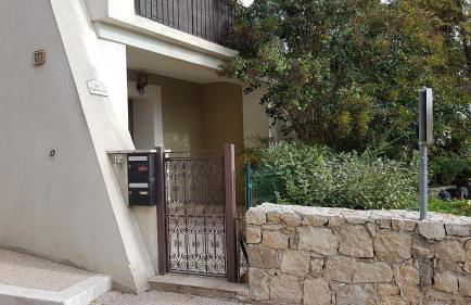 Callian: lumineux duplex avec terrasse et vue - Foto 38