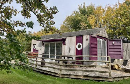 Purple CargoPod at Lee Wick Farm Cottages & Glamping - Foto 2