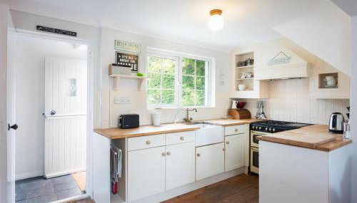 Spacious 3 Bed Cottage Near Beaches - Foto 4, stove, toaster