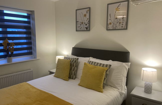 Gladstone Apartments by Bluebell Rooms - Photo 8