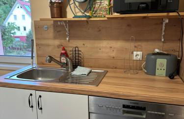 2 Zi Ferienwohnung mit schöner Aussicht und mit Balkon bis zu 5 Personen in Loßburg, Schwarzwald - Foto 6