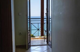 Koroni Family house with the best view - Photo 15