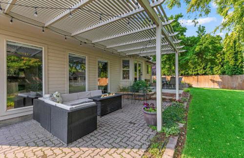 5BR Meridian Retreat Fire Pit BBQ Sleeps 12 - Foto 32