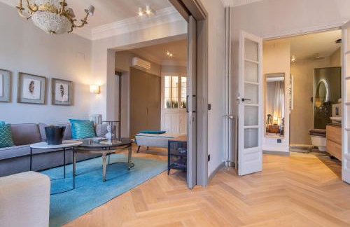 Spacious 3-Bed Apartment in Salamanca Madrid - Photo 8
