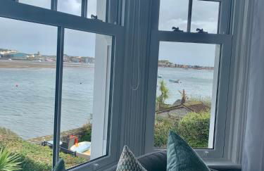 A unique and spacious river front property - Foto 40