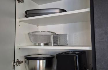 Luxsuite Still und Komfort 1 Balkon Grill TV-75 Zoll - Foto 24