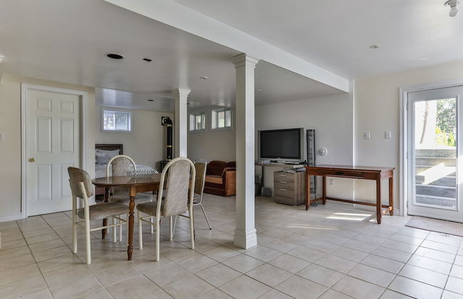 QuickStay Lake Simcoe Homestyle Cottage Private Beach - Foto 28