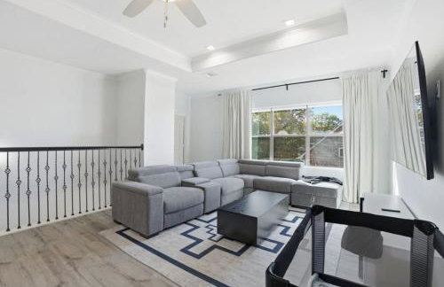 O18A Spacious 3BR Sleeps 10 Two Living Areas Houston - Foto 12