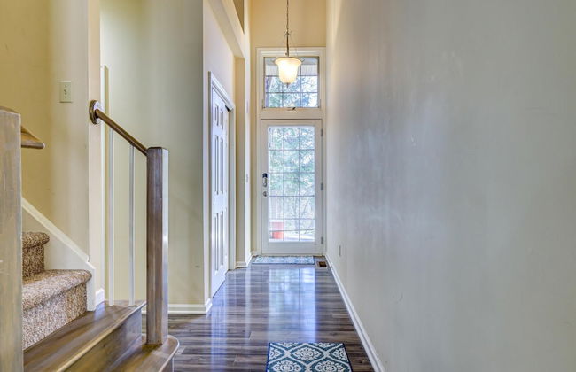 Pocono Retreat -1 Mile to Lake and Skiing - Foto 13