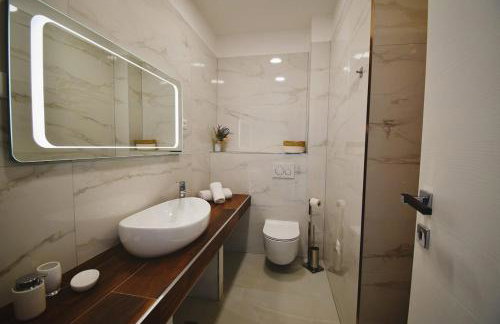 Carmen - Luxury 2-Bedroom Apartment - Downtown - Foto 41