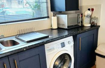 Modern Home2Home - Easy Centre Access & Free Parking - Foto 15