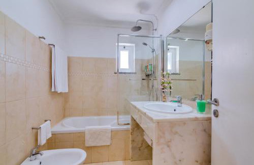 Villa Esmeralda - Photo 29