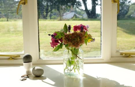 Pretty barn conversion in seaside village - Photo 7