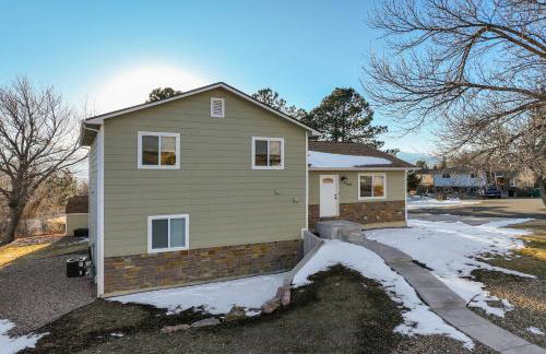 Cresthaven Hall 2 Mins to UCCS Family Fun & BBQ - Foto 60