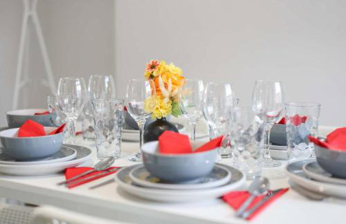 Spacious Family - Contractor Stay - Parking - WiFi - Photo 9