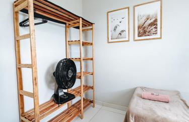 Apto em condomínio, vista lagoa - Foto 11