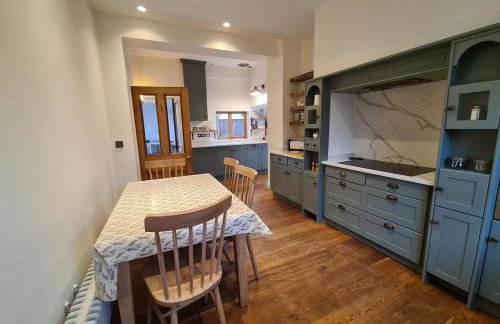 The Shrubbery-Superb Modern home-6 beds-sleeps 11 - Foto 36