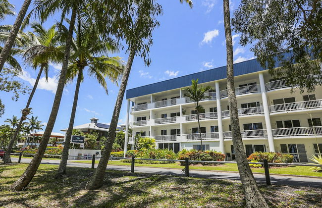 Agincourt Beachfront Apartments - Photo 1